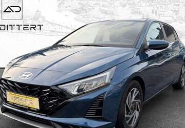 Hyundai i20 12.620 km 16.490 &euro; Koblenz 56077