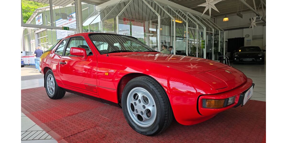 Porsche 924 106.000 km 18.900 &euro; Lahnstein 56112