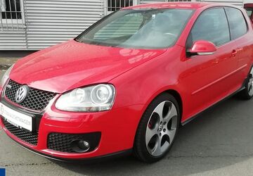 VW Golf 136.700 km 9.489 &euro; Andernach 56626