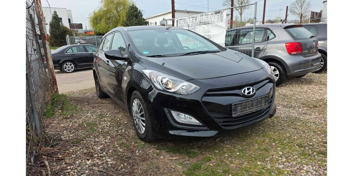 Hyundai i30 150.000 km 6.490 &euro; Koblenz 56070