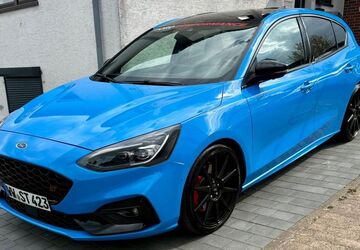 Ford Focus 42.000 km 31.990 &euro; Ransbach-Baumbach 56235