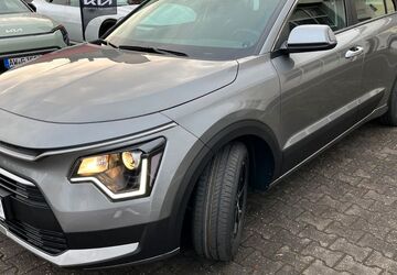 Kia Niro 13.800 km 30.900 &euro; Remagen - Rolandseck 53424