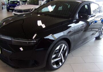 Opel Astra 3.000 km 31.990 &euro; Ransbach-Baumbach 56235