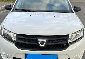 Dacia Sandero 82.000 km 5.200 &euro; Breitscheid 53547