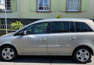 Opel Zafira Tourer 199.000 km 3.900 &euro; Mayen 56727