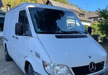 Mercedes-Benz Sprinter 354.000 km 3.799 &euro; Erpel 53579