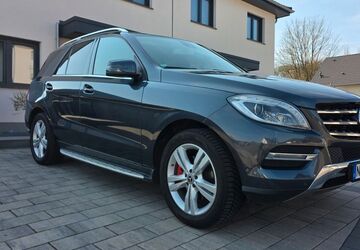 Mercedes-Benz ML 350 234.000 km 17.500 &euro; Windhagen 53578