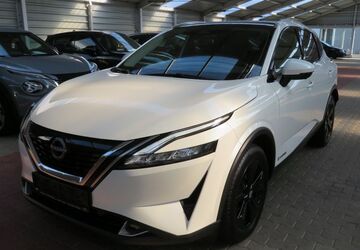 Nissan Qashqai 49.636 km 24.900 &euro; Nauort 56237