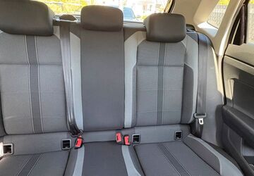 VW Polo 8.909 km 22.998 &euro; Mülheim-Kärlich 56218
