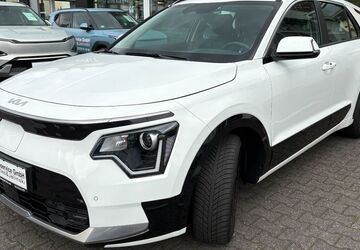 Kia Niro 32.200 km 26.900 &euro; Remagen - Rolandseck 53424