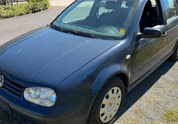 VW Golf 211.000 km 1.950 &euro; Andernach 56626