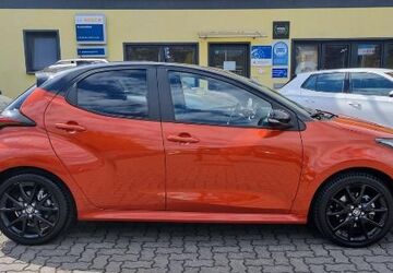Toyota Yaris 37.590 km 21.995 &euro; Rheinbrohl 56598