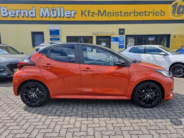 Toyota Yaris 37.590 km 21.995 &euro; Rheinbrohl 56598