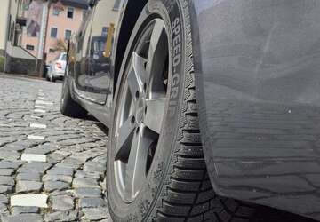 Opel Insignia 212.000 km 4.200 &euro; Reckenthal (Montabaur) 56410