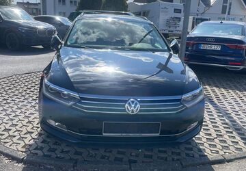 VW Passat Variant 167.092 km 13.990 &euro; Vettelschoss 53560