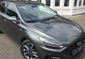 Hyundai i30 16.031 km 23.990 &euro; Oberlahr 57641