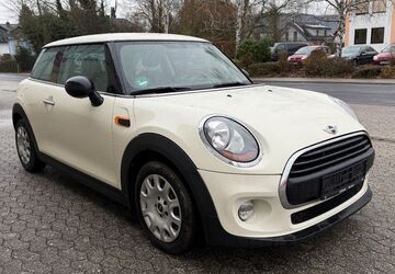 Mini One First 110.000 km 8.499 &euro; Remagen 53424