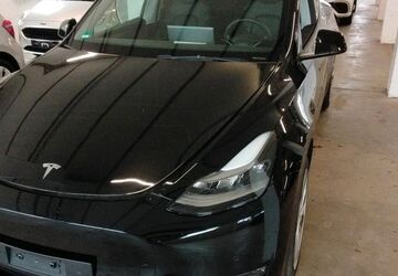 Tesla Model Y 35.078 km 37.999 &euro; Kottenheim 56736