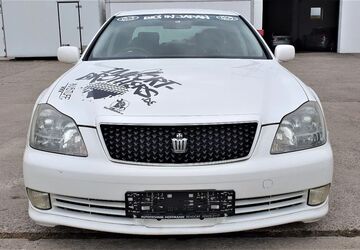 Toyota Crown 125.500 km 13.499 &euro; Bendorf 56170