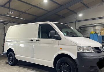 VW T5 Transporter 260.000 km 4.780 &euro; Neuwied 56566