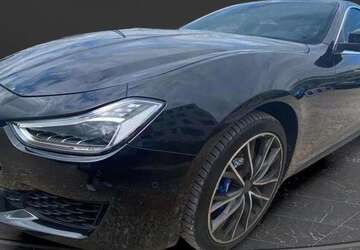 Maserati Ghibli 97.000 km 23.900 &euro; Bad Honnef 53604