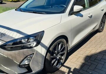 Ford Focus 47.000 km 17.149 &euro; Dierdorf 56269
