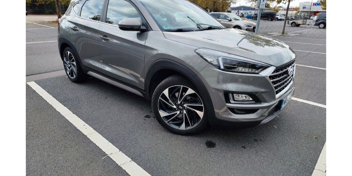 Hyundai TUCSON 115.500 km 17.100 &euro; Neuwied 56564