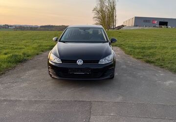 VW Golf 147.000 km 6.300 &euro; Großmaischeid 56276