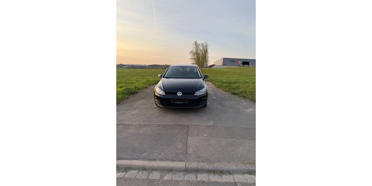 VW Golf 147.000 km 6.300 &euro; Großmaischeid 56276