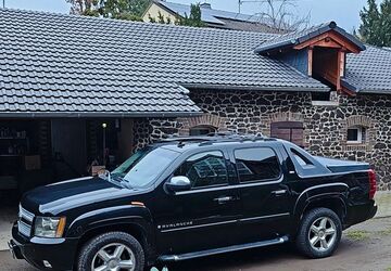 Chevrolet Avalanche 80.000 km 18.000 &euro; Koblenz 56073