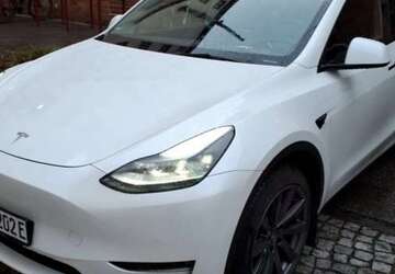 Tesla Model Y 162.000 km 27.989 &euro; Urbar 56182
