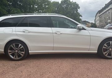 Mercedes-Benz E 250 222.000 km 15.300 &euro; Andernach 56626