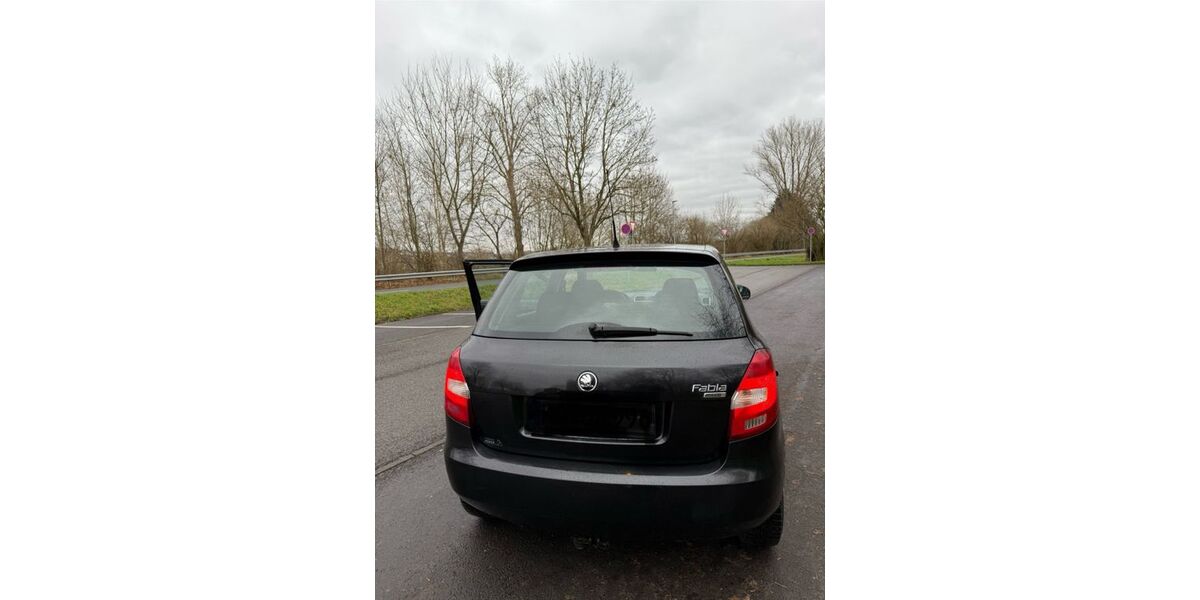 Skoda Fabia 265.500 km 2.849 &euro; Koblenz 56070