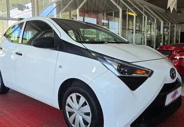 Toyota Aygo (X) 135.800 km 6.800 &euro; Lahnstein 56112