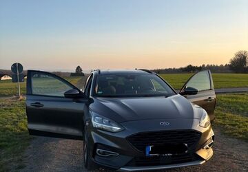 Ford Focus 109.000 km 15.490 &euro; Hardert 56579