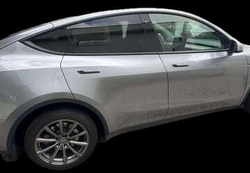 Tesla Model Y 29.000 km 39.900 &euro; Erpel 53579