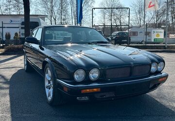 Jaguar XJR 133.280 km 17.990 &euro; Niederelbert 56412