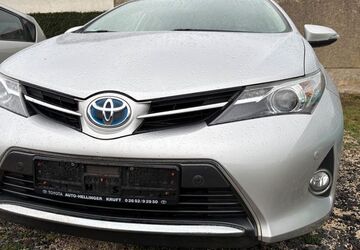 Toyota Auris 69.000 km 8.950 &euro; Ochtendung 56299