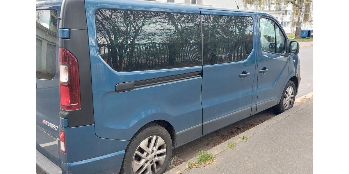 Opel Vivaro 100.600 km 14.800 &euro; Koblenz 56077