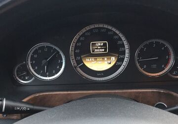 Mercedes-Benz E 220 203.000 km 11.750 &euro; Mayen 56727