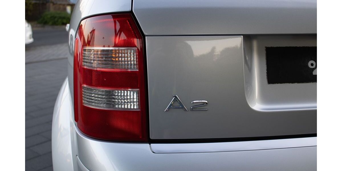 Audi A2 128.000 km 11.000 &euro; Vettelschoß 53560