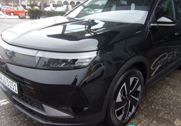 Opel Grandland (X) 4.000 km 32.990 &euro; Ransbach-Baumbach 56235