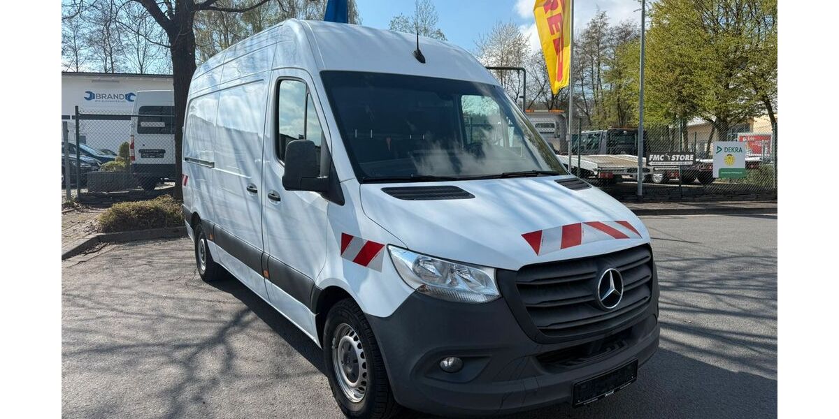 Mercedes-Benz Sprinter 292.710 km 13.990 &euro; Niederelbert 56412