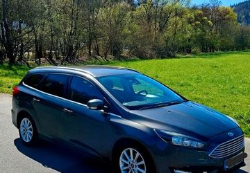 Ford Focus 174.000 km 5.650 &euro; Hausen 53547