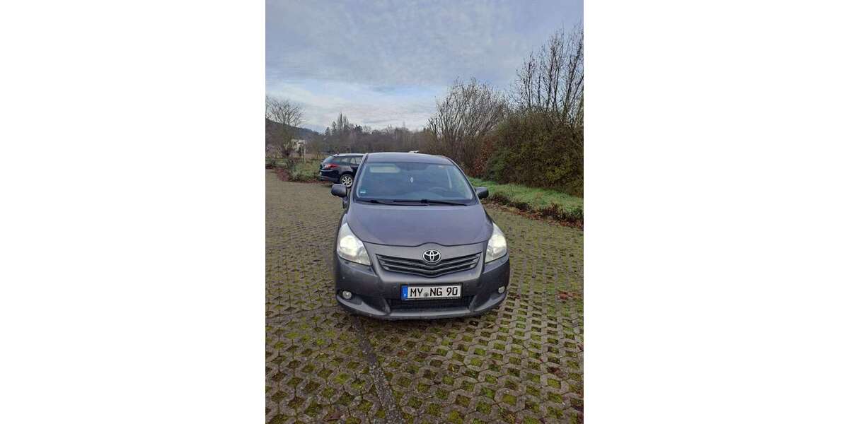 Toyota Verso 271.000 km 3.750 &euro; Neuwied 56564