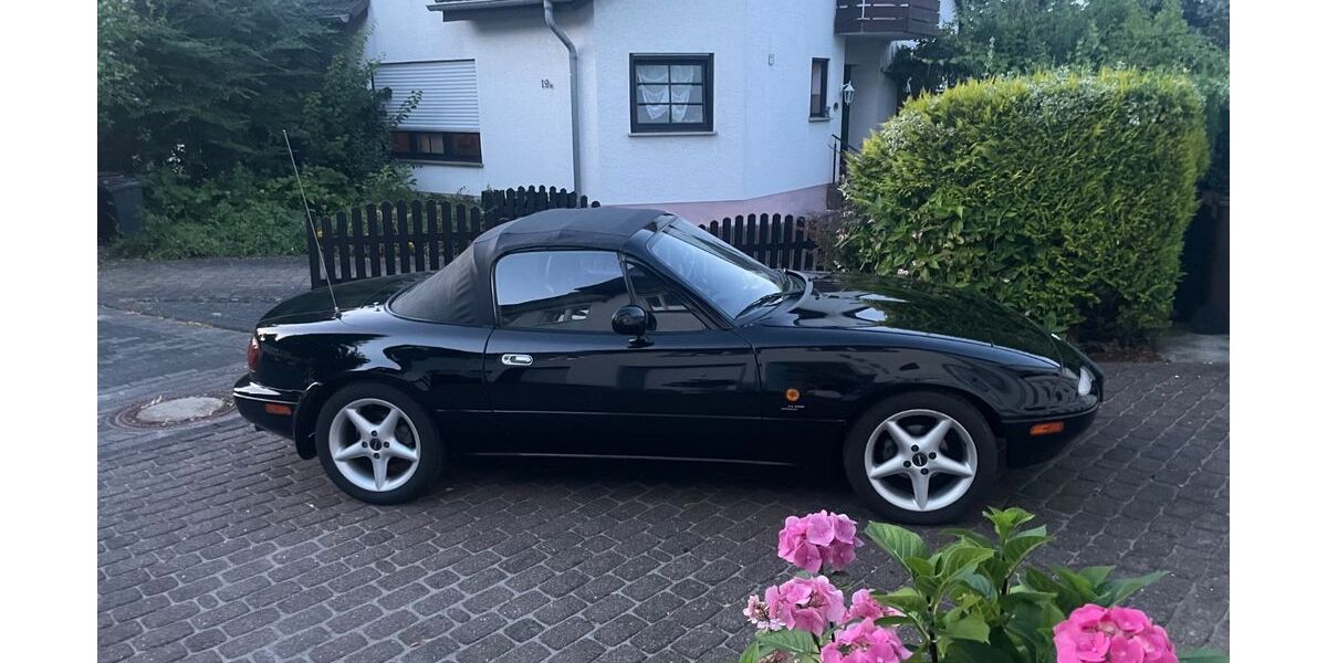 Mazda MX-5 186.254 km 9.000 &euro; Koblenz 56072