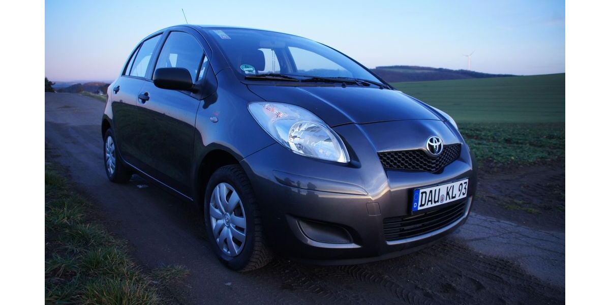 Toyota Yaris 97.000 km 5.300 &euro; Neuwied 56567