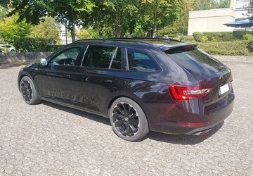 Skoda Superb 117.500 km 24.900 &euro; Koblenz 56072