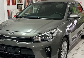 Kia Rio 49.800 km 15.100 &euro; Mayen 56727