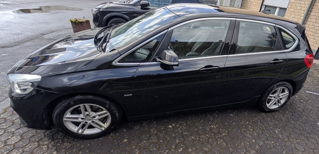 BMW 218 Active Tourer 162.000 km 14.100 &euro; Asbach 53567